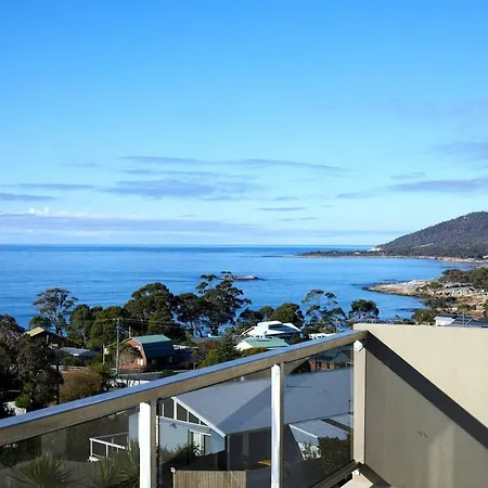 Bicheno Views On Douglas Exterior photo